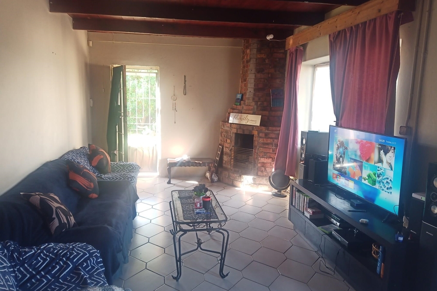 2 Bedroom Property for Sale in Gansbaai Central Western Cape